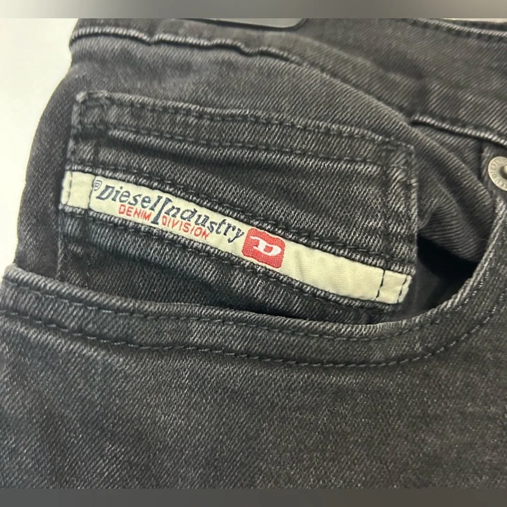 *DIESEL* D-LUSTER - SLIM Jeans W33xL32 - Picture 2 of 4